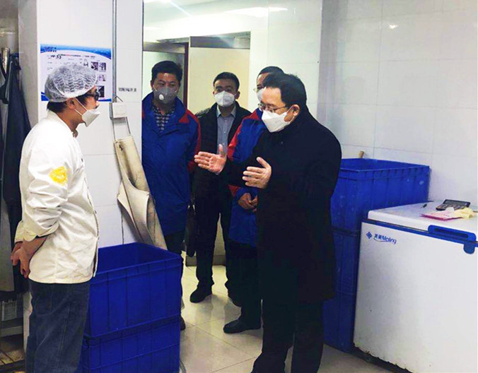 集团公司任建明副总经理到北京蓝星检查指导防疫工作